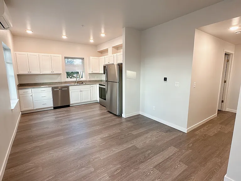 1316 High St — Photo 37