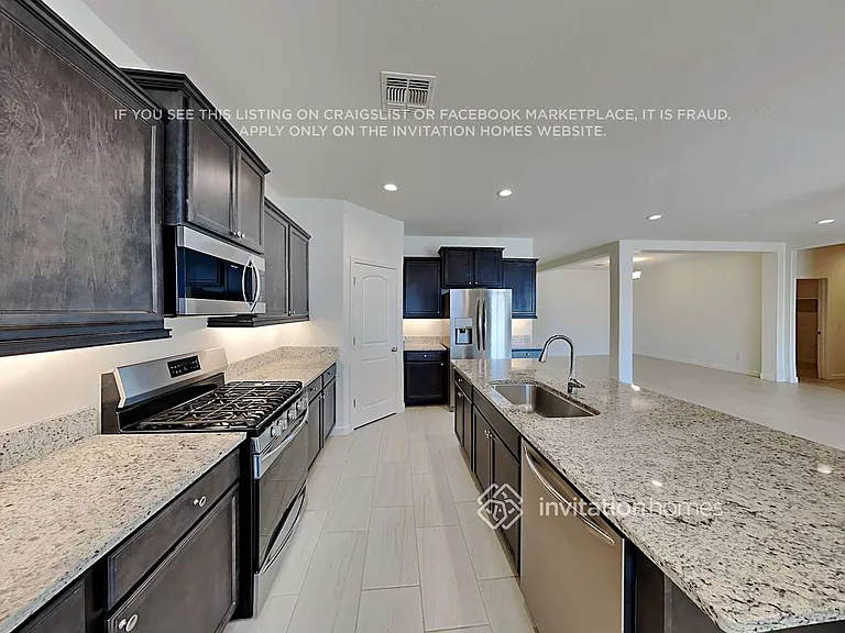 694 W Belmont Red Trl — Photo 5