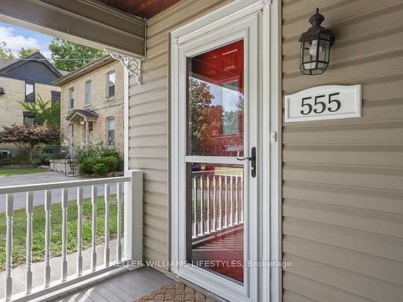 5th image of 555 William St