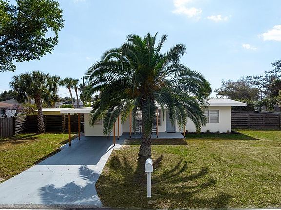 3rd image of 4240 Pompano Rd