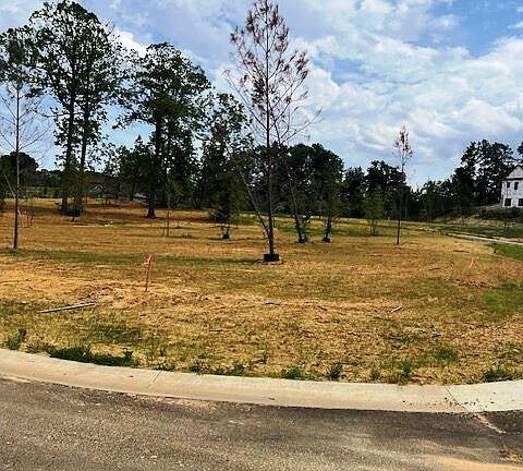3rd image of 245 Hidden Valley Dr