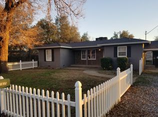 1035 Hawthorne Ave, Redding, CA 96002
