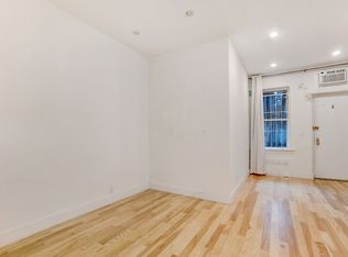 154 E 7th Street Row, New York, NY 10009