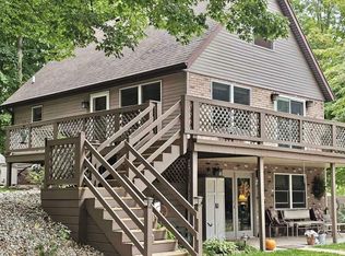 52110 Garrett Rd, Dowagiac, MI 49047