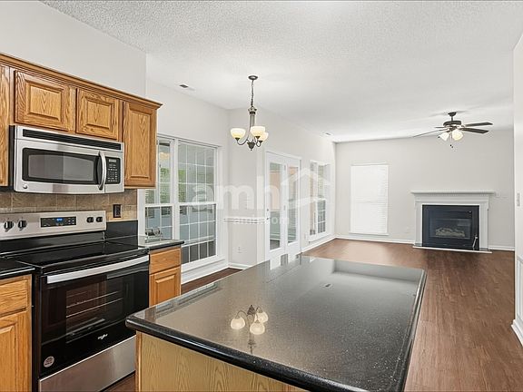3rd image of 6541 Derby Ln NW