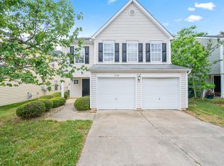 1532 Pebble Ridge Dr, Raleigh, NC 27610