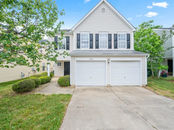 1532 Pebble Ridge Dr, Raleigh, NC 27610
