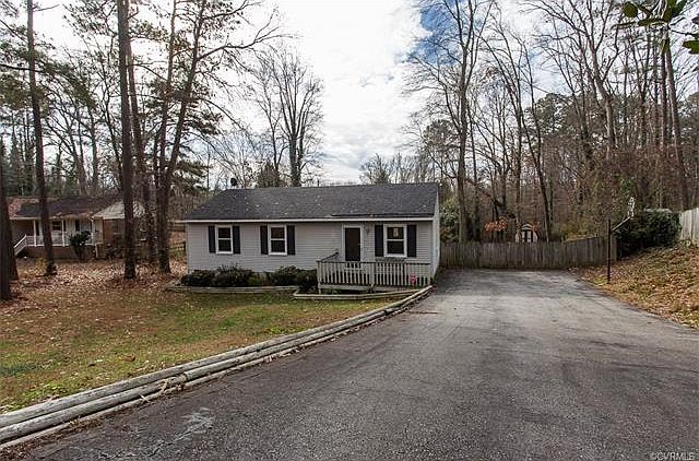 1st image of 8631 Oakcroft Dr