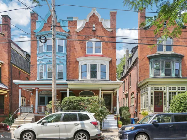 424 S 44th St, Philadelphia, PA 19104