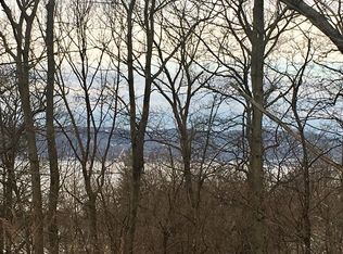 9 Stearns Rdg, Irvington, NY 10533