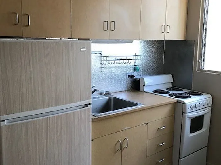 747 Amana St #720 — Photo 3