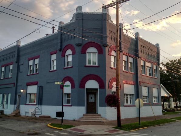 211 Main St #4