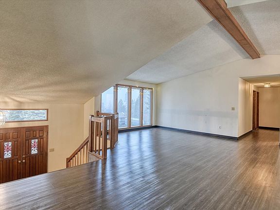 4th image of 1715 S Ridgemont Dr