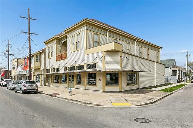 1st image of 3901 Baronne St #2B