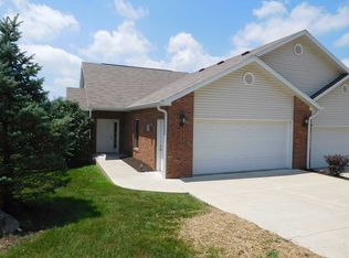 2439 N Stonelake Cir, Bloomington, IN 47401