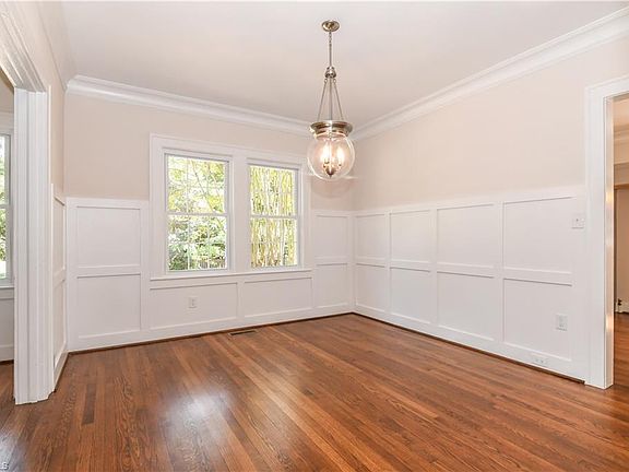 5th image of 2001 Fernwood Dr