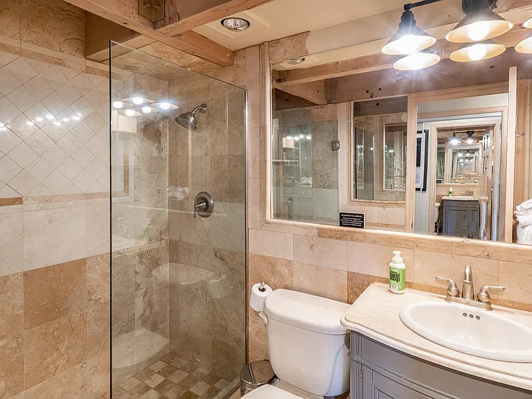 731 E Durant Ave — Photo 8