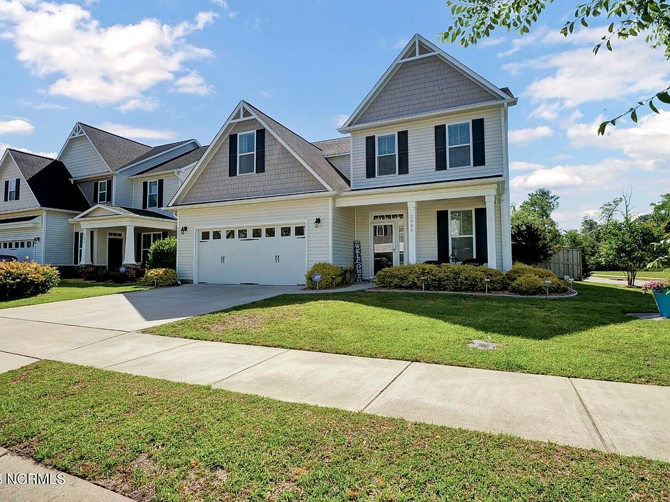 1st image of 3004 N Rocklund Ct