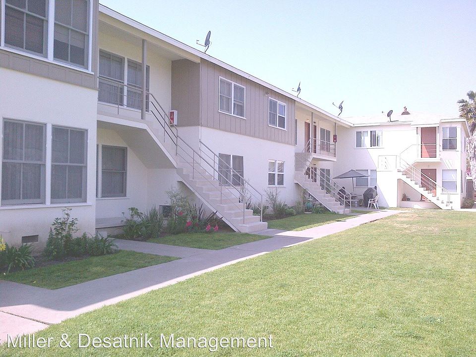 2nd image of 4061 Wade St APT C