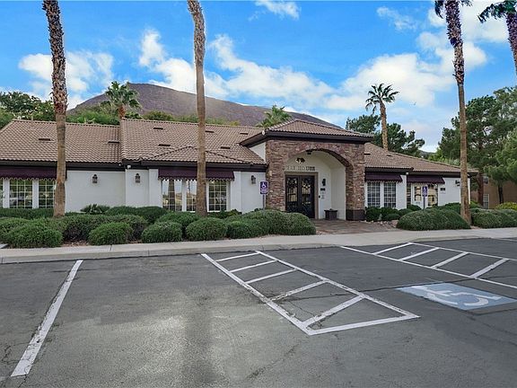 4th image of 231 W Horizon Ridge Pkwy APT 814
