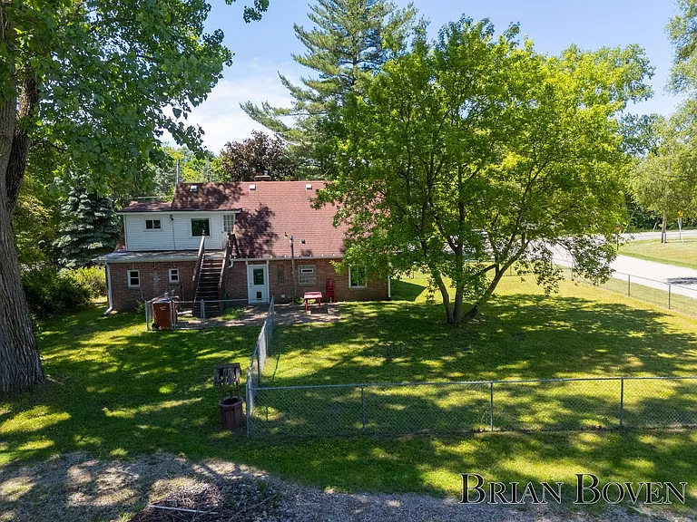 6480 Belmont Ave NE #2 — Photo 31