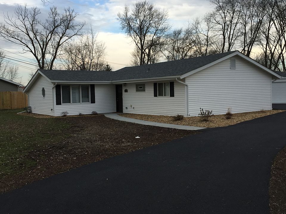 1st image of 8750 168th St