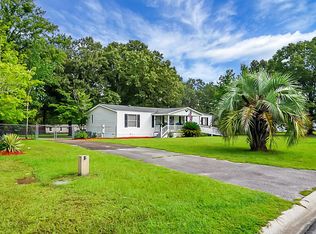 414 Treeline Dr, Moncks Corner, SC 29461