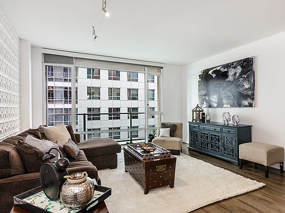 3rd image of 1160 Mission St Unit 1209