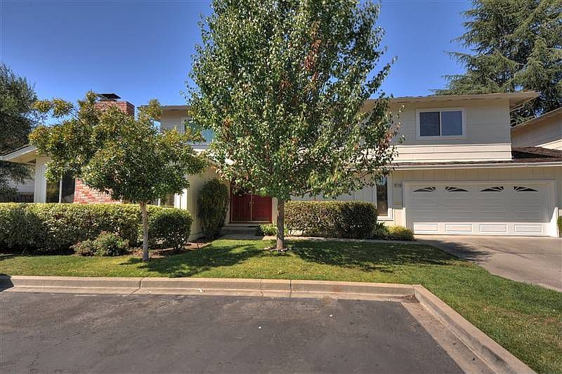2nd image of 1126 Blue Lake Sq