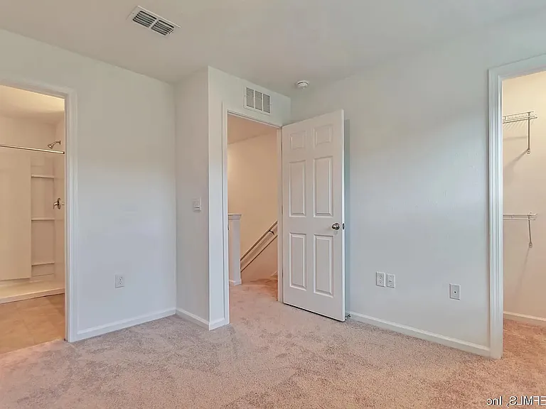 8341 Asteroid St #8341 — Photo 11