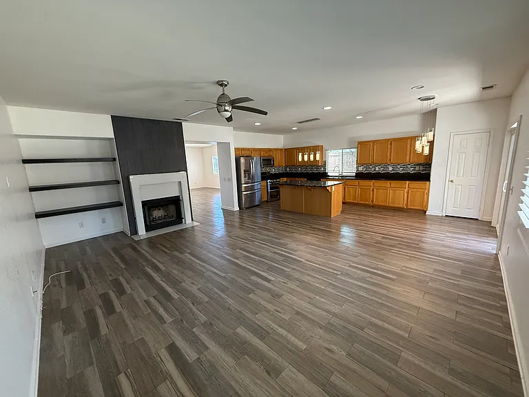 29390 Garnet St — Photo 4