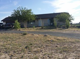 5090 Stagecoach Dr, Silver Springs, NV 89429