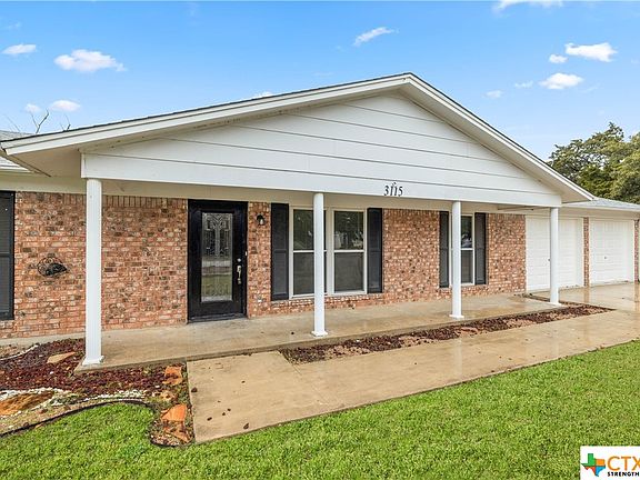 4th image of 3115 Oakridge Blvd