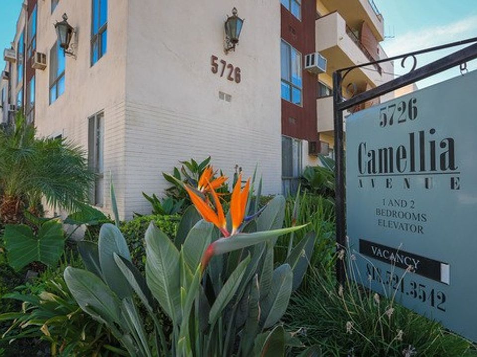 1st image of 5726 Camellia Ave #208