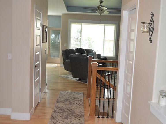 2nd image of 1687 Green River Dr