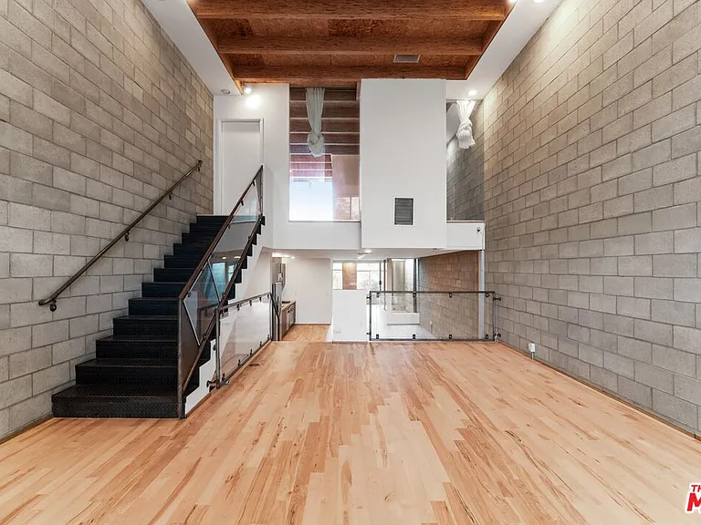 6615 Melrose Ave #3 — Photo 25