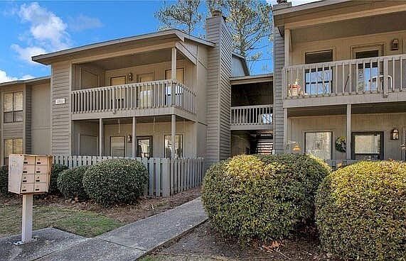 1st image of 1861 Tryon Dr Unit 3