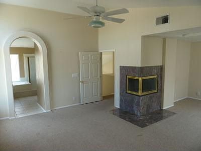 4th image of 1618 Kiwi Ln