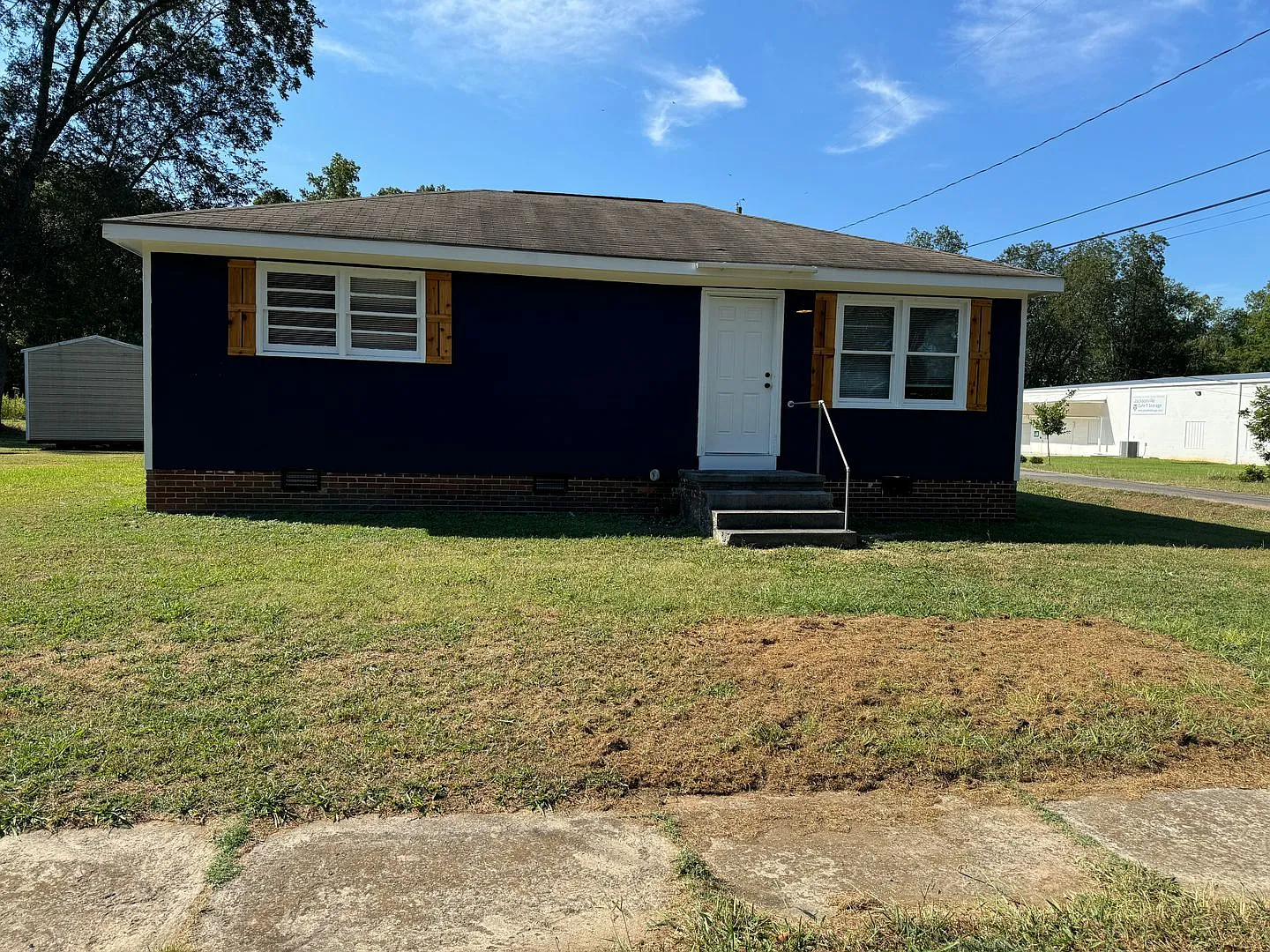 303 E Francis Street — Photo 1
