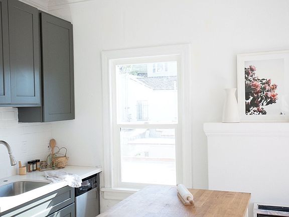 2nd image of 406 S Coronado St #105