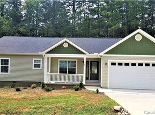 180 W Sunset Ridge Dr, Hendersonville, NC 28792
