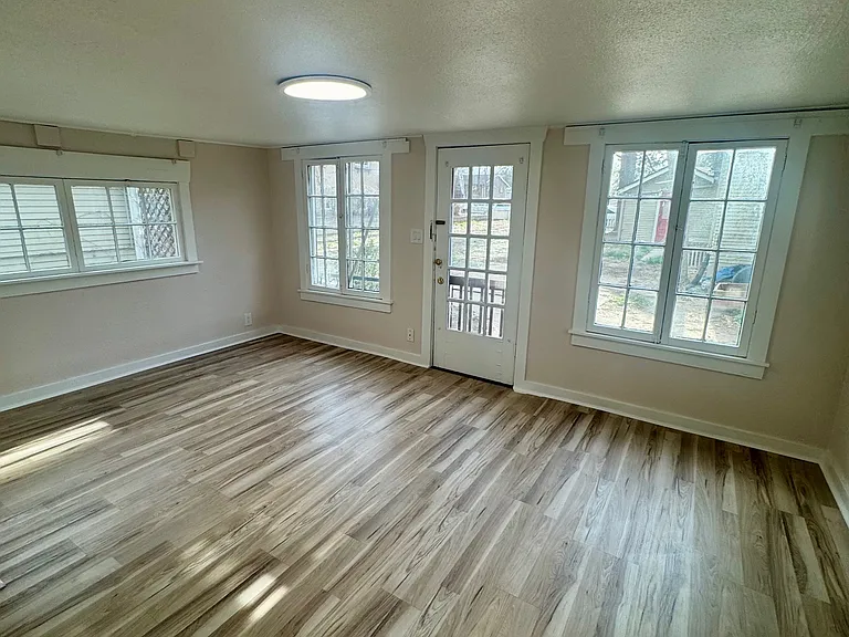 21 Bonfoy Ave #1 — Photo 13