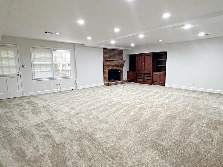 1863 Withmere Way — Photo 18