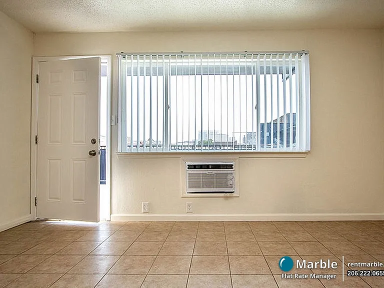 847 E Main St #2 — Photo 9