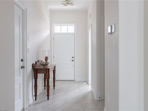 4th image of 21 Sassafras Row