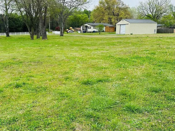 Rose Rd, Albertville, AL 35951