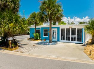 306 Winslow Cir, Cocoa Beach, FL 32931
