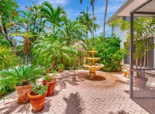 21700 Cromwell Cir, Boca Raton, FL 33486