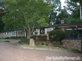 527 Forrest Glen Rd, Columbus, MS 39705