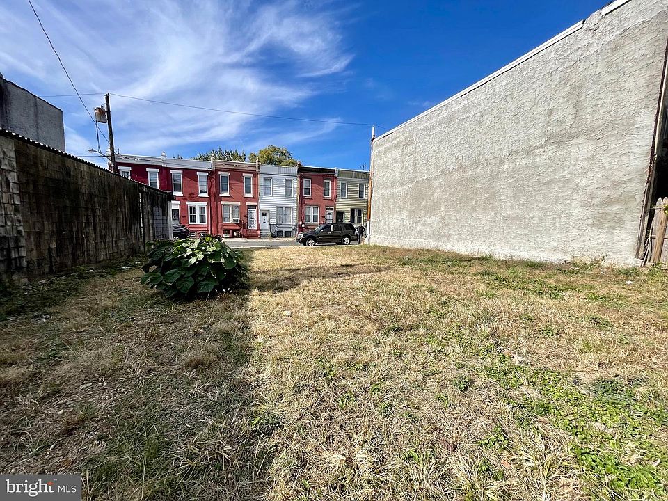 2nd image of 2307 N Smedley St